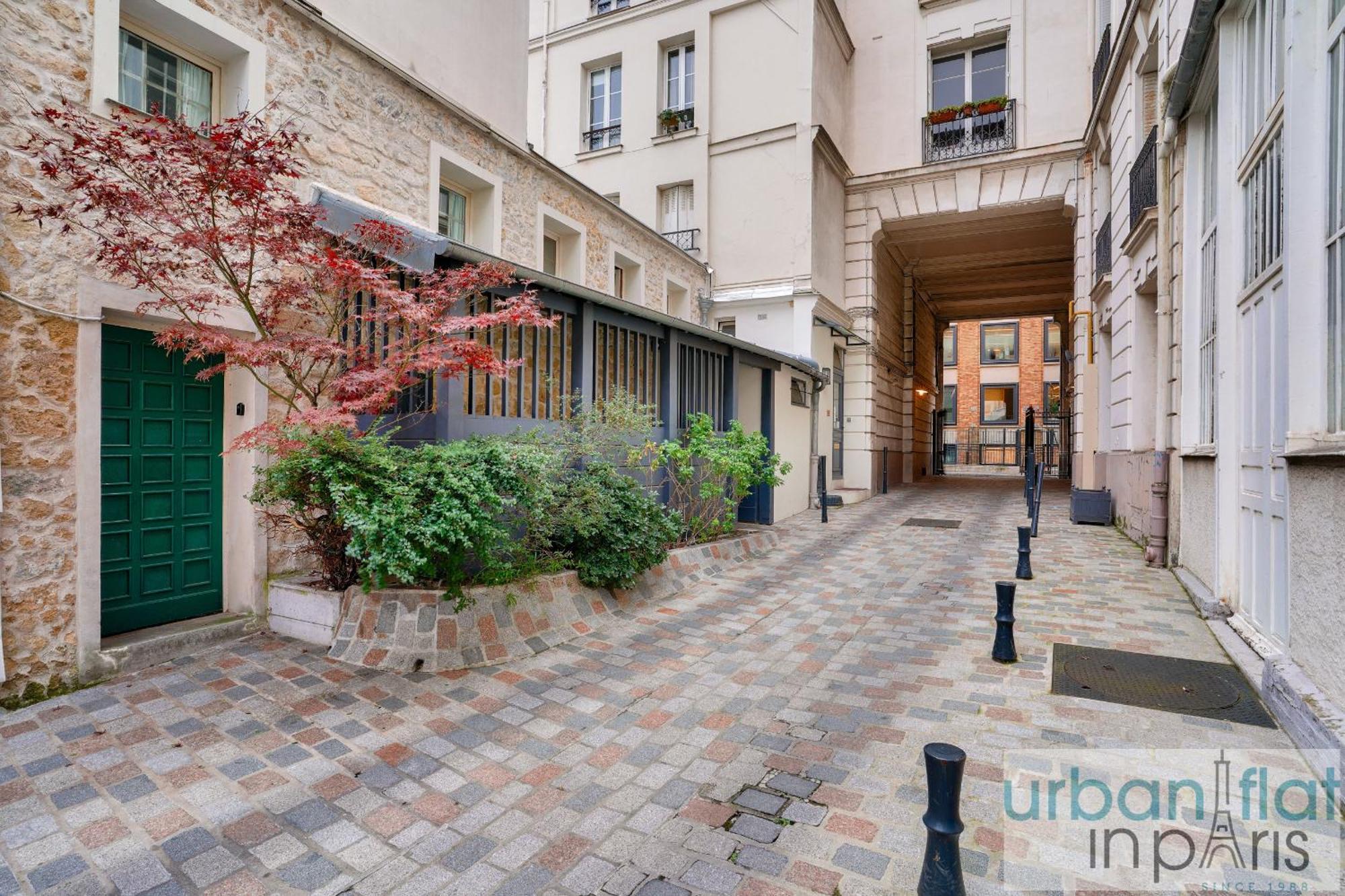 33 - Flat Av Des Champs-Elysees Paris Exterior foto