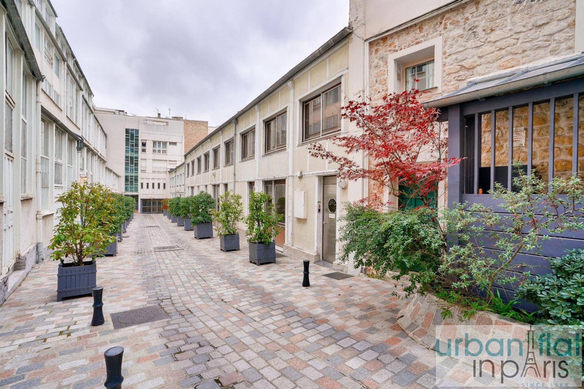 33 - Flat Av Des Champs-Elysees Paris Exterior foto